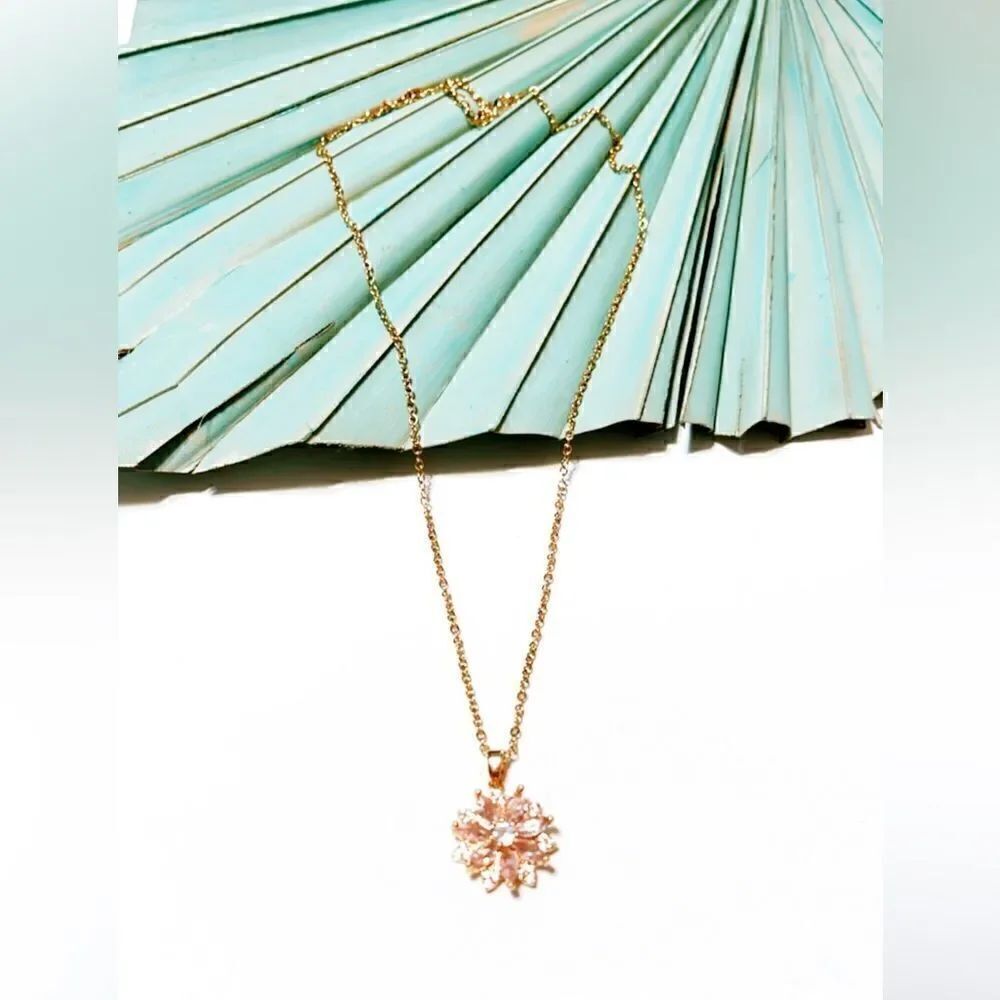 Crystal flower necklace  S213